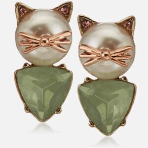 💚 Betsey Johnson NEW unique kitty cat earrings 💚